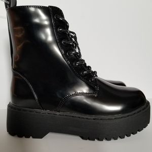 Olivia Miller lace up boots size 6 1/2